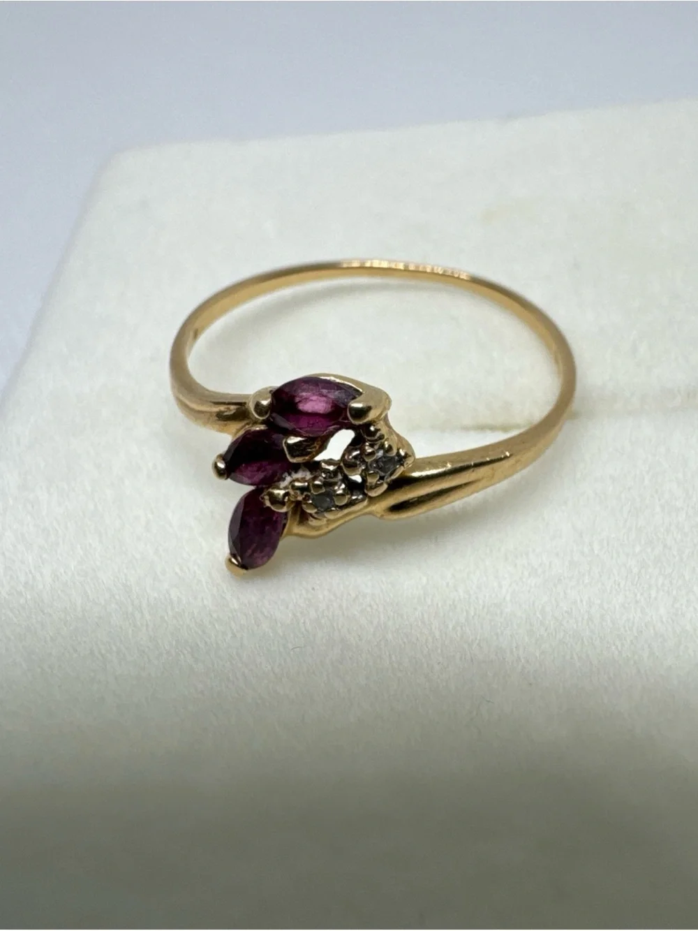 14K Yellow Gold Size 7.5 Marquise Ruby Cluster & Accent Diamond Ring 1.3g